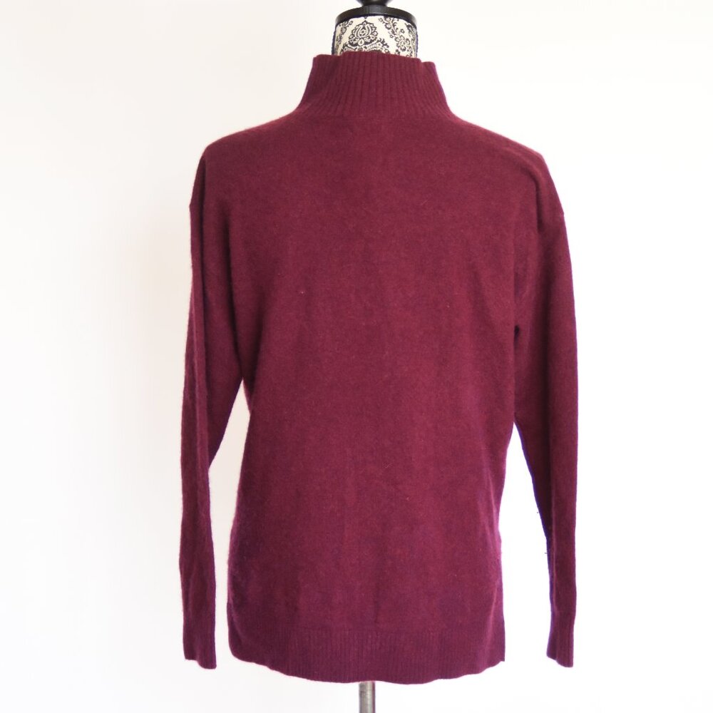 100% 2-Ply Cashmere Burgundy Sweater C by Bloomingdales Size Small - Picture 4 of 8